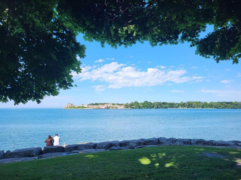 Cozy Home In Niagara-On-The-Lake Екстер'єр фото